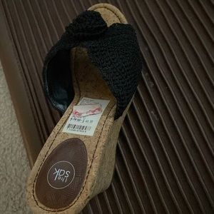 The  sak black crochet wedge